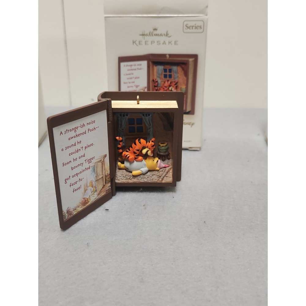 Lot Of 3 Hallmark Keepsake Pooh Bear Ornaments - Picture 3 of 10